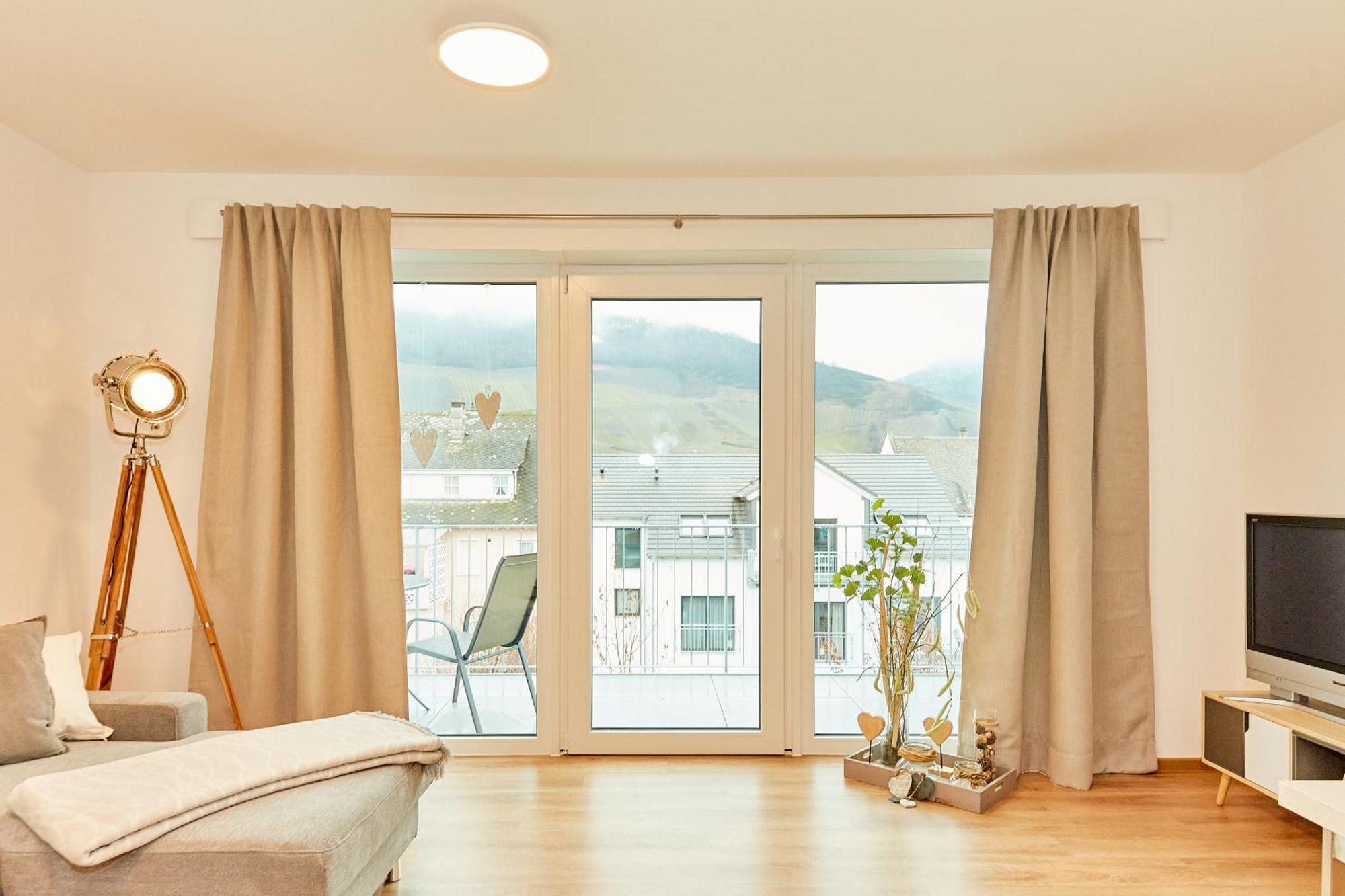 Moselliebe Apartment แบร์นคาสเทล-คืสท์ ภายนอก รูปภาพ